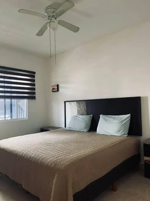 Amplio Apartamento De 2 Dormitorios En Playa Del Carmen 0*,