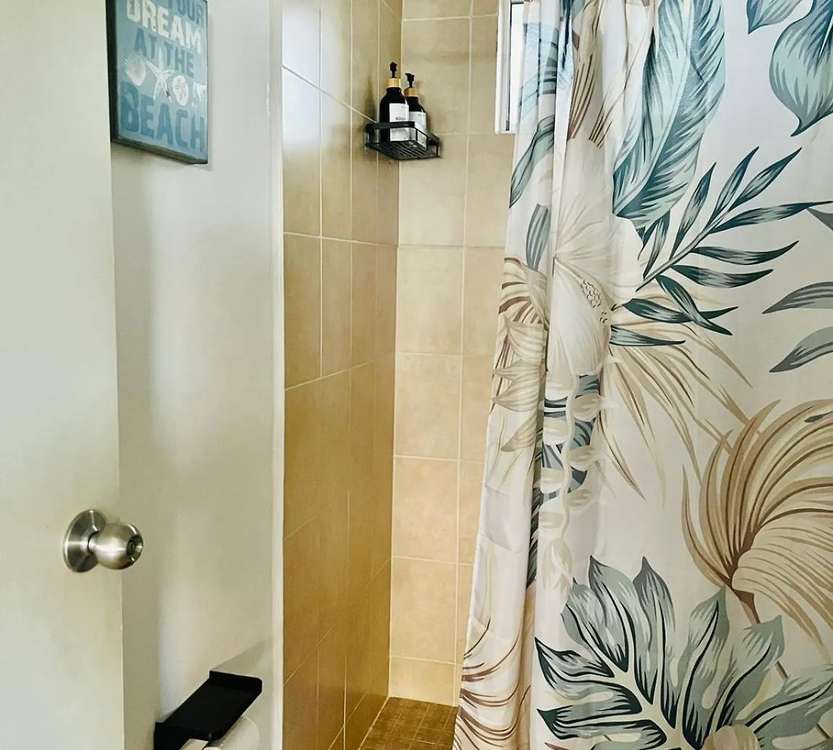 Amplio Apartamento De 2 Dormitorios En Playa Del Carmen Mexico